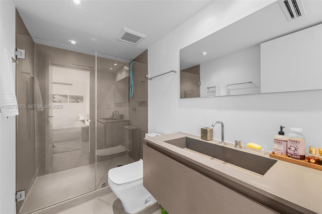 9 Island Ave , Unit 2207, Miami Beach, FL 33139 Photo