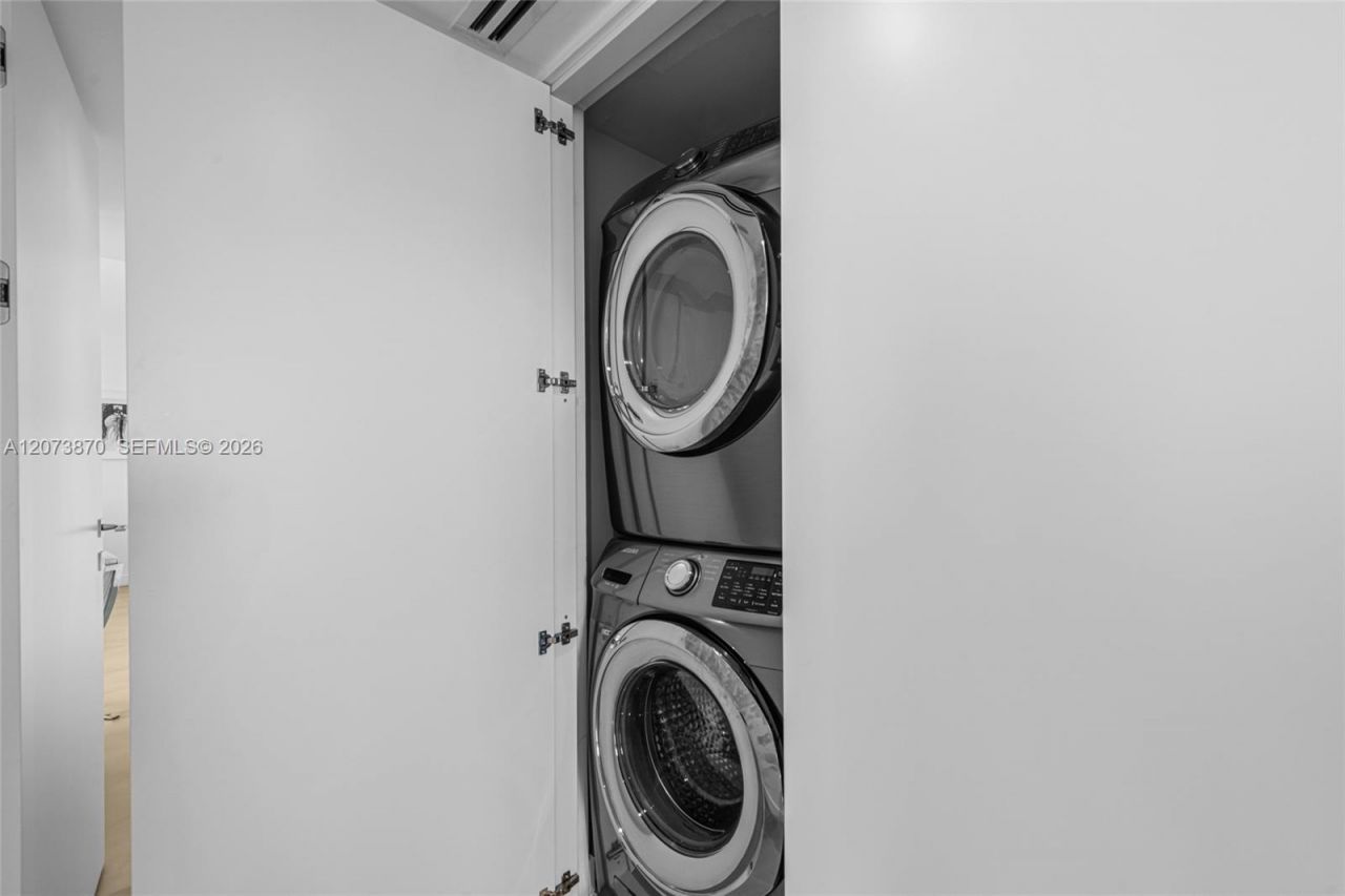 9 Island Ave , Unit 2207, Miami Beach, FL 33139 Photo