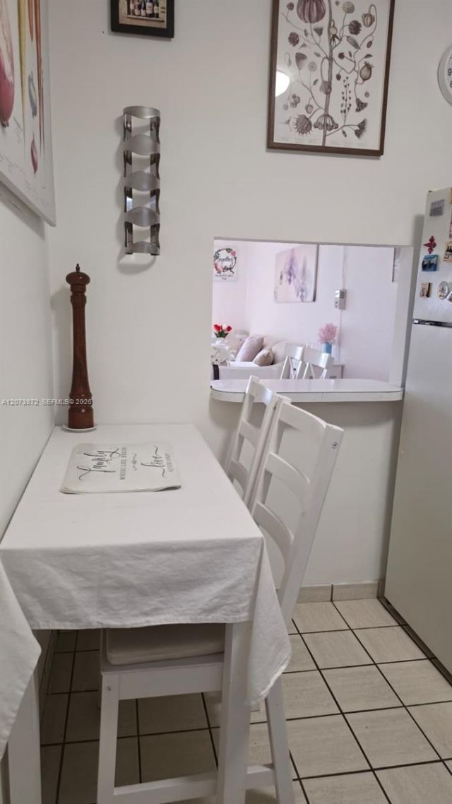 8000 N Sunrise Lakes Dr, Unit 309, Sunrise, FL 33322 Photo