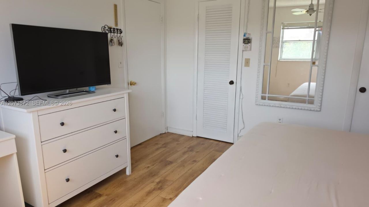8000 N Sunrise Lakes Dr, Unit 309, Sunrise, FL 33322 Photo