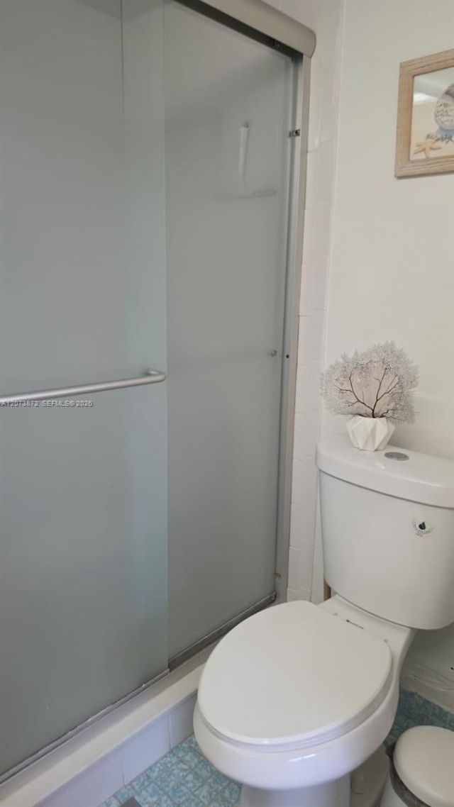 8000 N Sunrise Lakes Dr, Unit 309, Sunrise, FL 33322 Photo