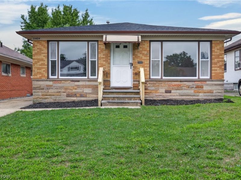 11424 Bradwell Road , Garfield Heights, OH 44125 Photo 1