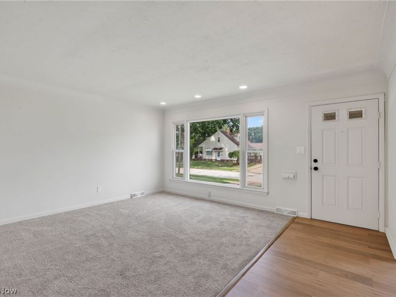 11424 Bradwell Road , Garfield Heights, OH 44125 Photo 3