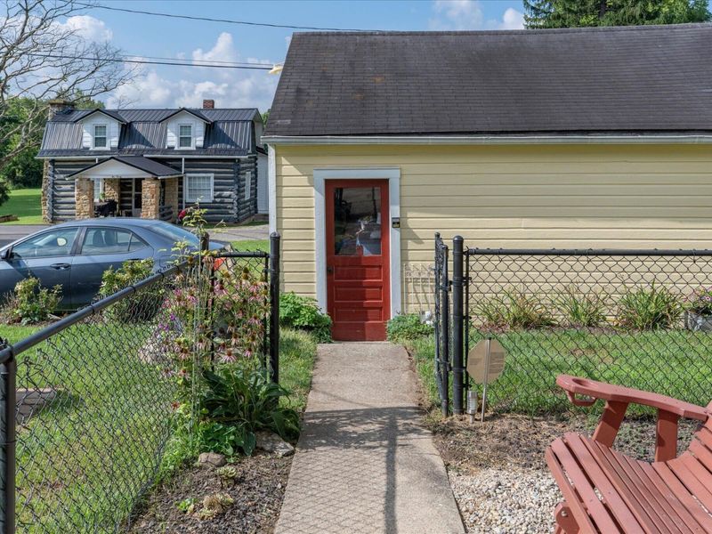 122 W Springfield Street, Frankfort, OH 45628 Photo 58