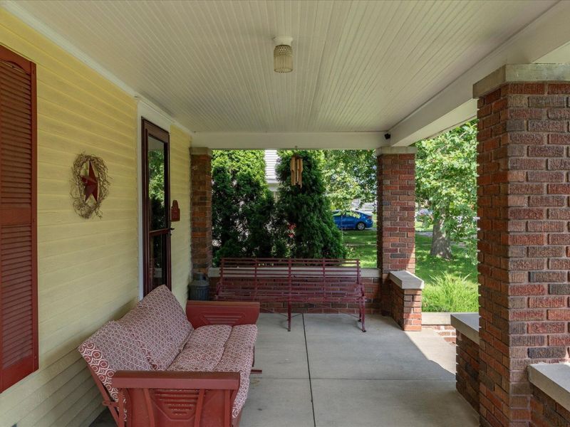 122 W Springfield Street, Frankfort, OH 45628 Photo 6