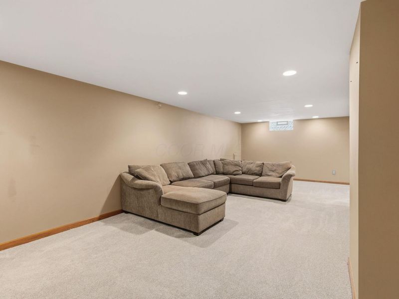 342 Green Meadows Drive W, Powell, OH 43065 Photo 31