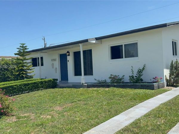 11960 SW 186th St, Miami, FL 33177