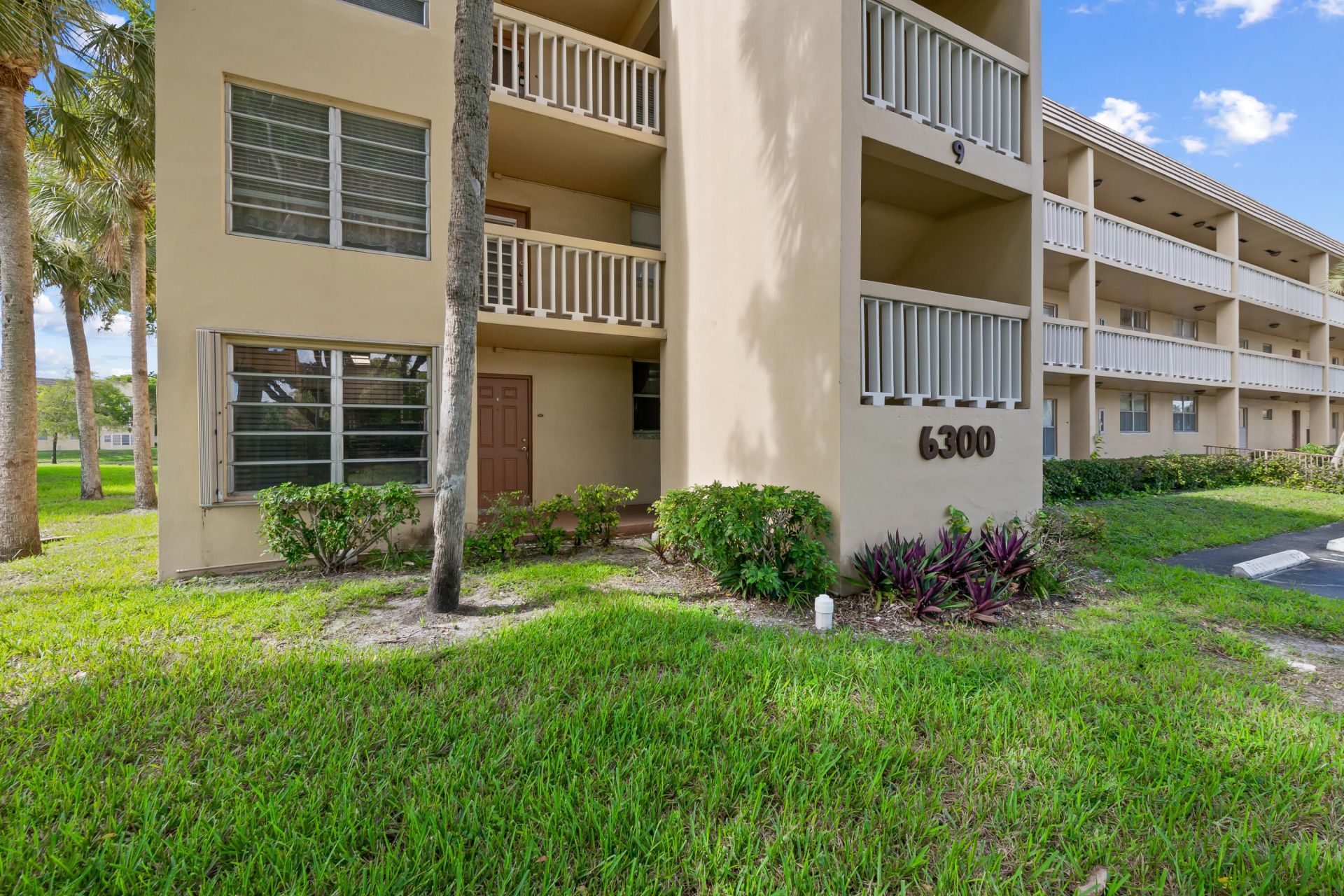 6300 NW 62nd Street, Unit 101, Tamarac, FL 33319 Photo
