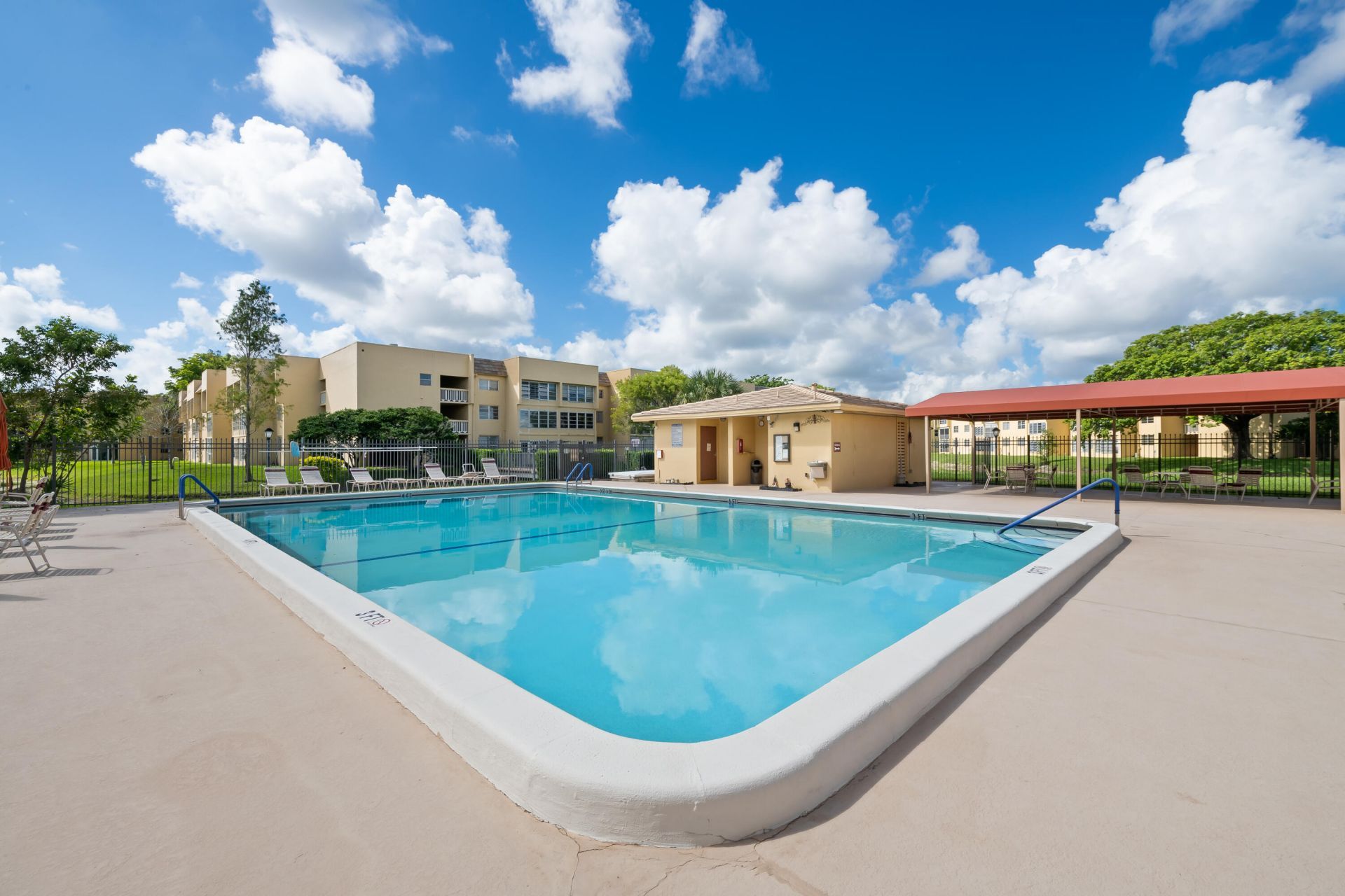 6300 NW 62nd Street, Unit 101, Tamarac, FL 33319 Photo