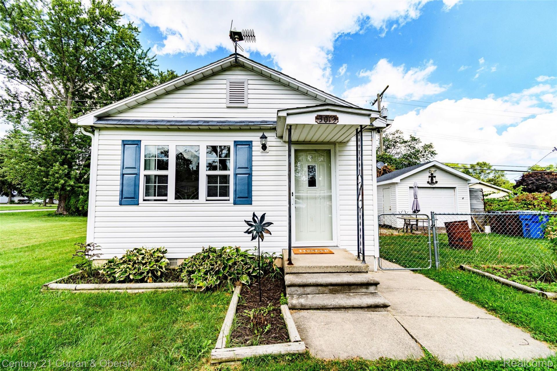3013 Lakeview Street, Frenchtown Township, Mi 48162 Main Photo