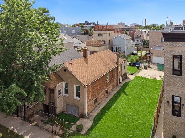 1837 W Ohio Street, Chicago, IL 60622