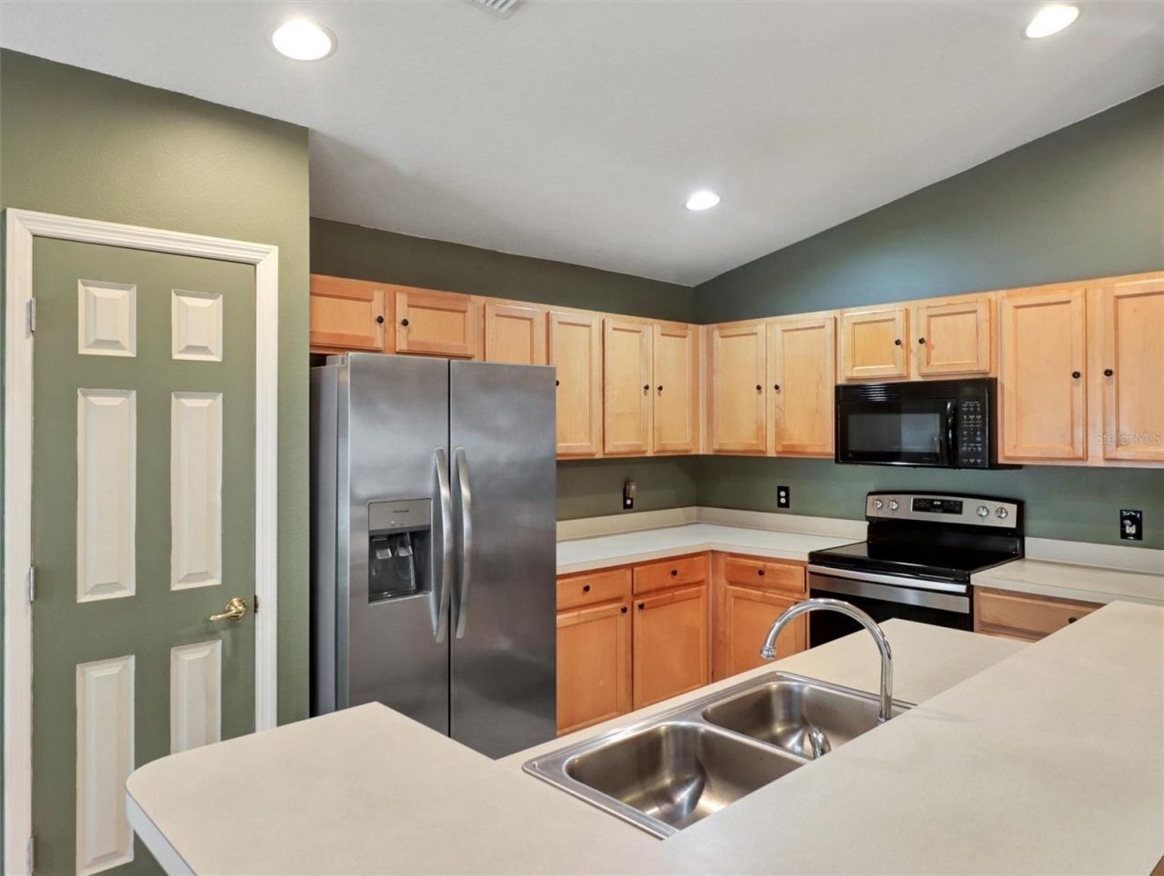 7515 Terrace River Drive, Temple Terrace, FL 33637 Photo