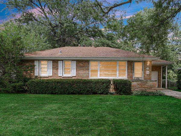 308 Maple Street , Glen Ellyn, IL 60137
