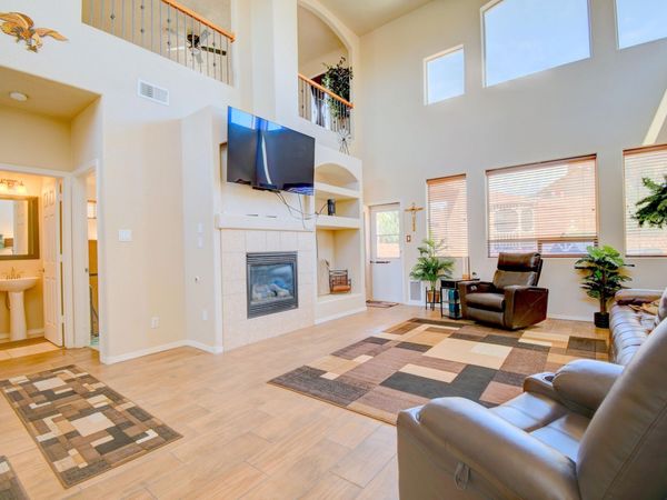 2139 Violeta Circle SE, Rio Rancho, NM 87124