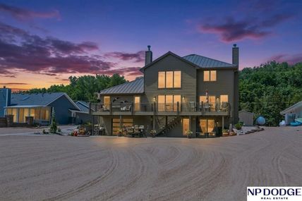 S-1198 N Lake Shore Drive, Fremont, NE 68025