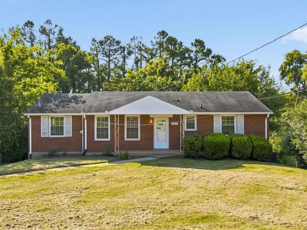3015 Jenry Dr, Nashville, TN 37214