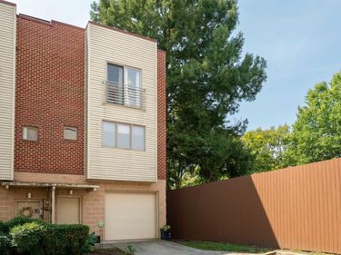 1013 LINDEN AVE, Unit Z, Charlottesville, VA 22902