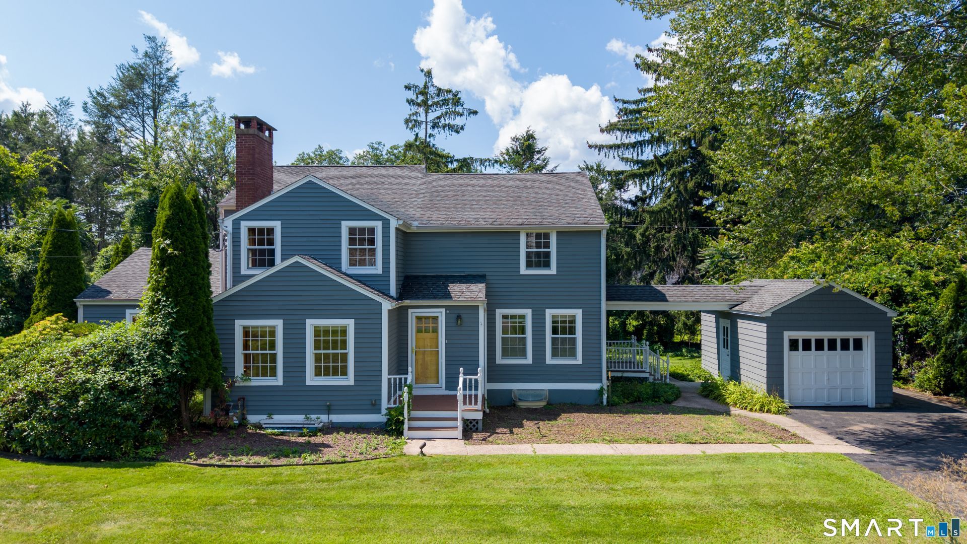 1690 Ridge, North Haven, CT 06473 Main Photo