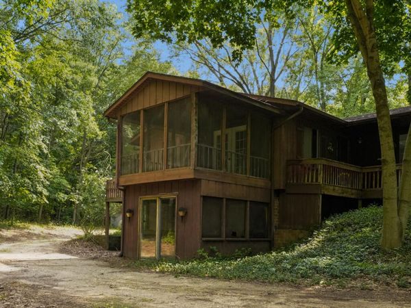 11030 Grand River Drive SE, Lowell, MI 49331