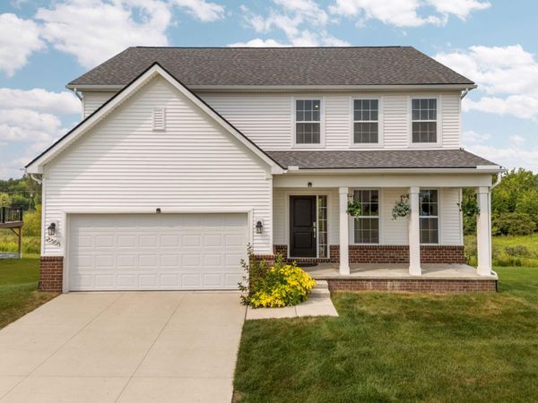 2703 Maize Lp, Saline, MI 48176