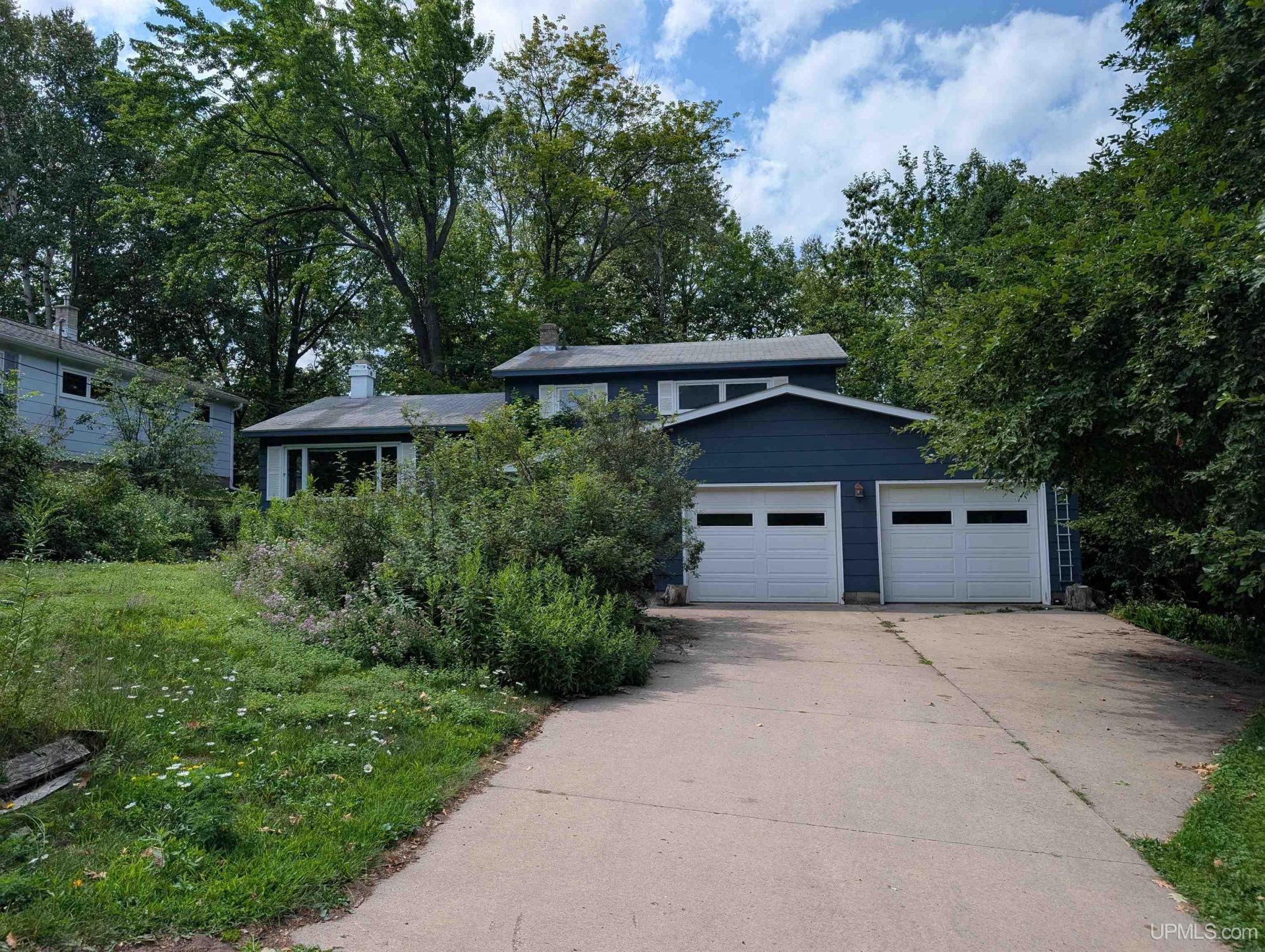 2 E Nicolet Boulevard, Marquette, MI 49855 Main Photo