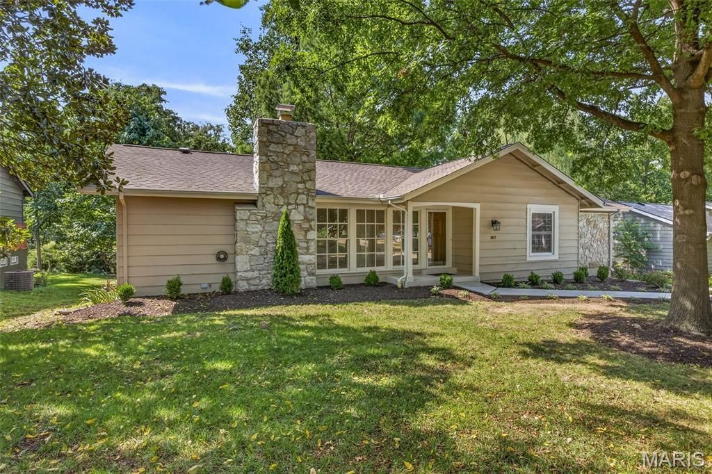 807 Garonne Drive , Manchester, MO 63021 Main Photo