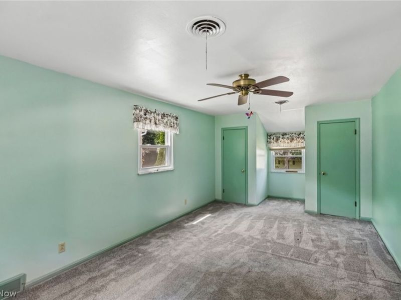 1081 Madrid Drive, Akron, OH 44313 Photo 15