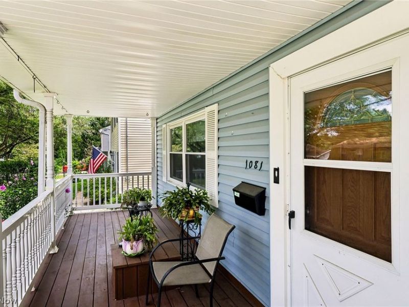 1081 Madrid Drive, Akron, OH 44313 Photo 2