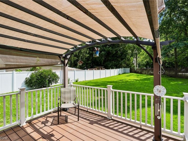 1081 Madrid Drive, Akron, OH 44313 Photo 24