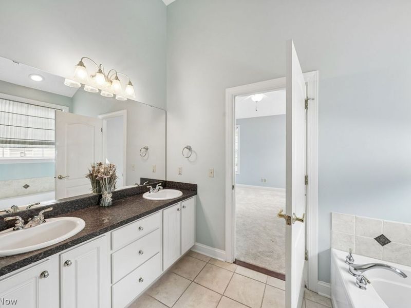 18456 Bunker Hill Drive, Strongsville, OH 44136 Photo 25