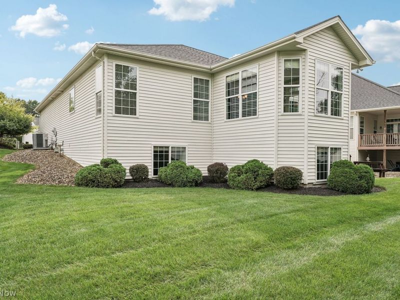 18456 Bunker Hill Drive, Strongsville, OH 44136 Photo 41