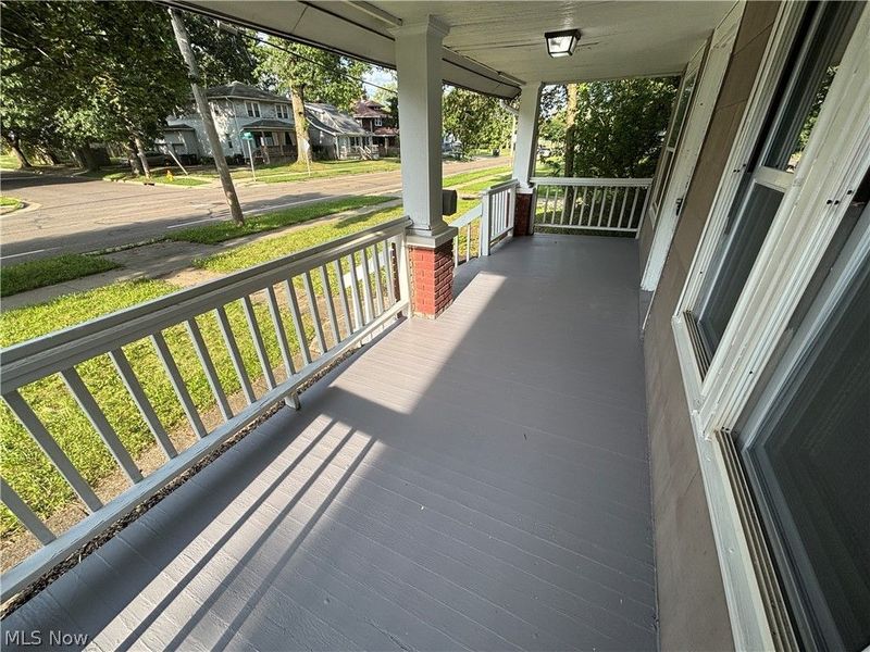 974 Lovers Lane , Akron, OH 44306 Photo 2