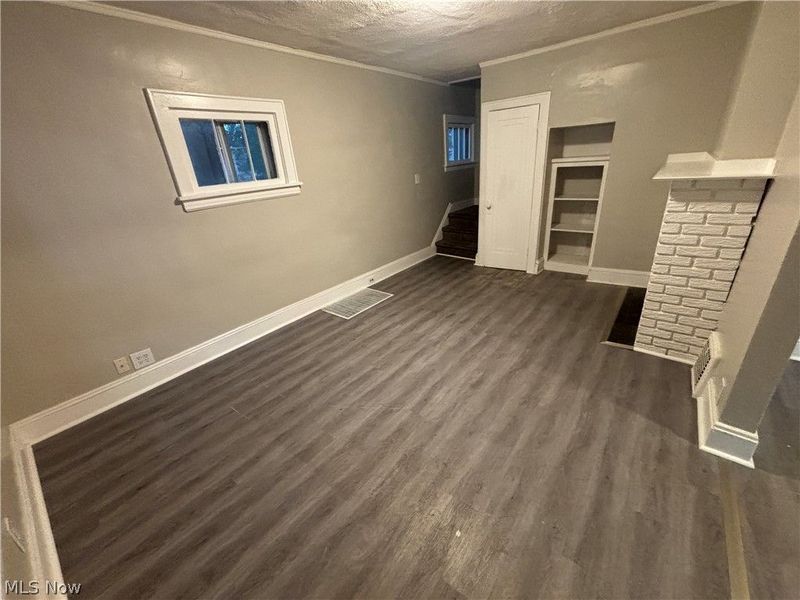 974 Lovers Lane , Akron, OH 44306 Photo 4