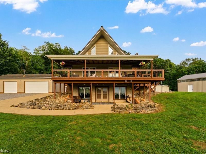 4142 Salineville Road NE, Carrollton, OH 44615 Photo 1