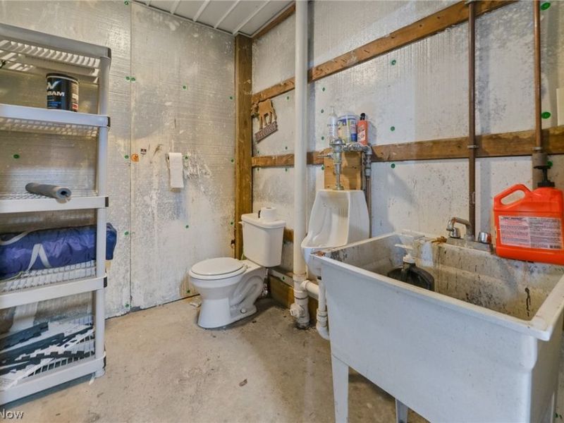 4142 Salineville Road NE, Carrollton, OH 44615 Photo 40