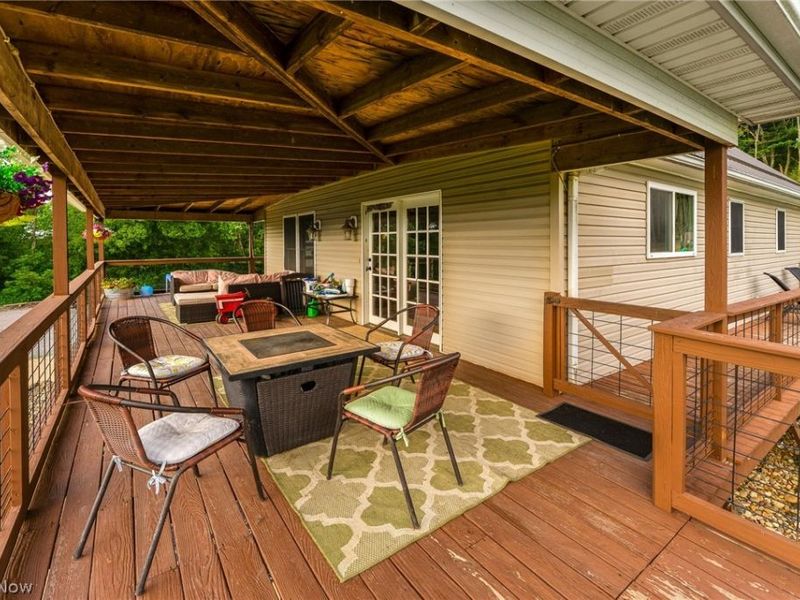 4142 Salineville Road NE, Carrollton, OH 44615 Photo 5