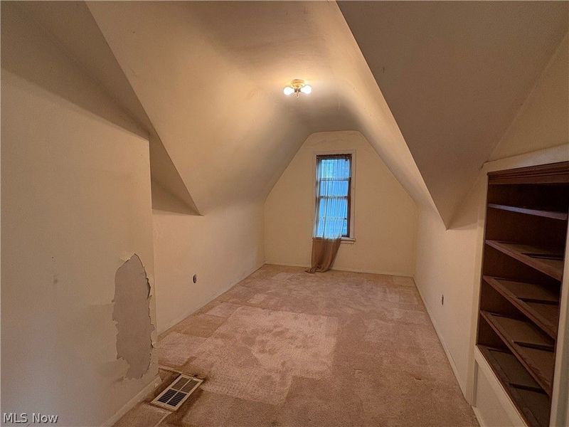 1026 E Schaaf Road, Brooklyn Heights, OH 44131 Photo 14
