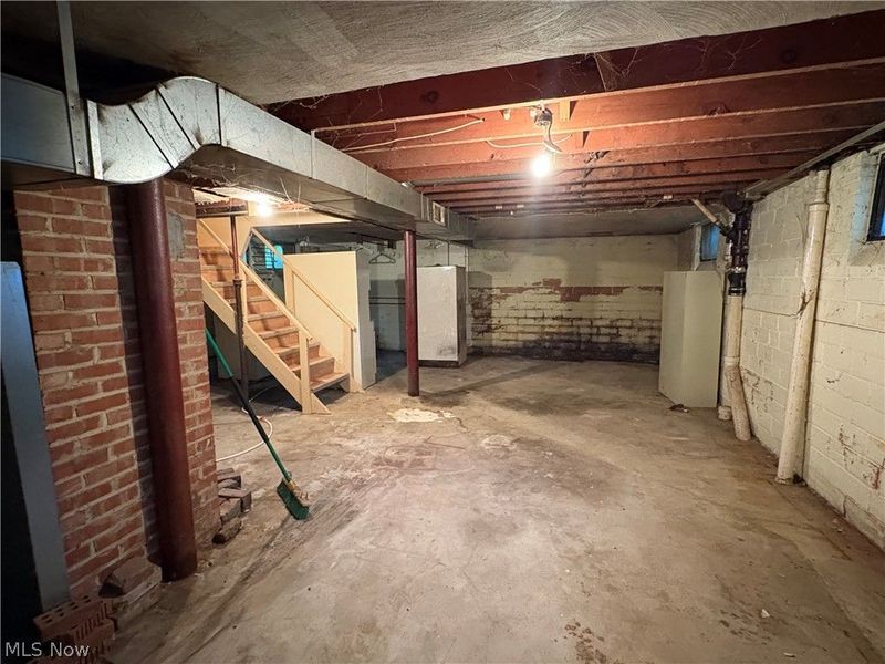 1026 E Schaaf Road, Brooklyn Heights, OH 44131 Photo 17