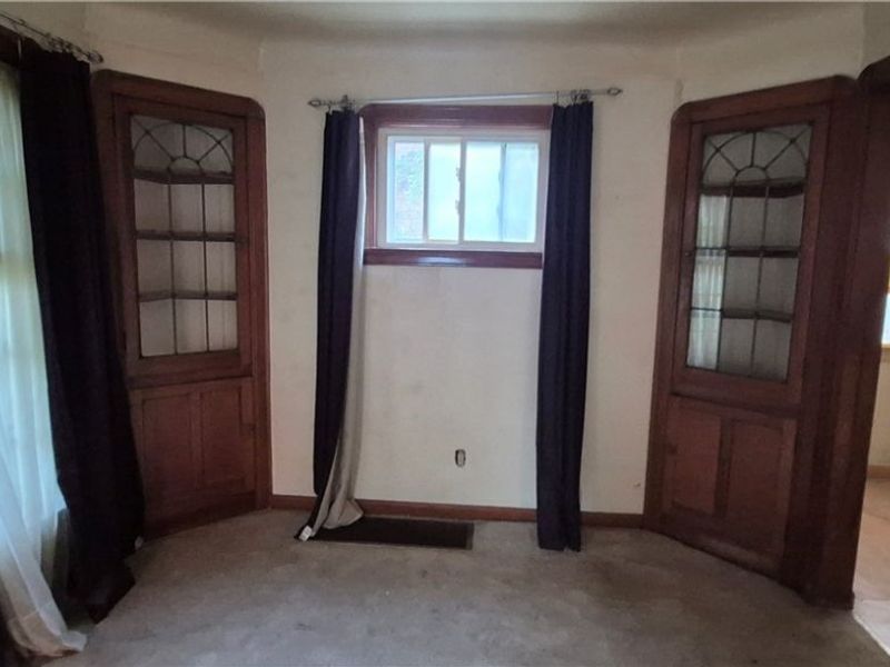 1026 E Schaaf Road, Brooklyn Heights, OH 44131 Photo 3