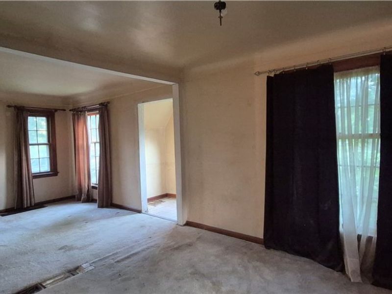1026 E Schaaf Road, Brooklyn Heights, OH 44131 Photo 5