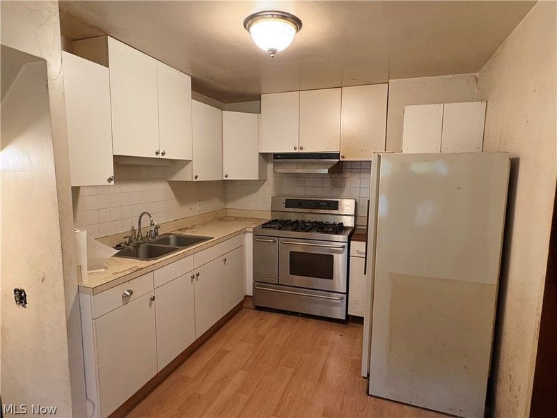 1026 E Schaaf Road, Brooklyn Heights, OH 44131 Photo 6
