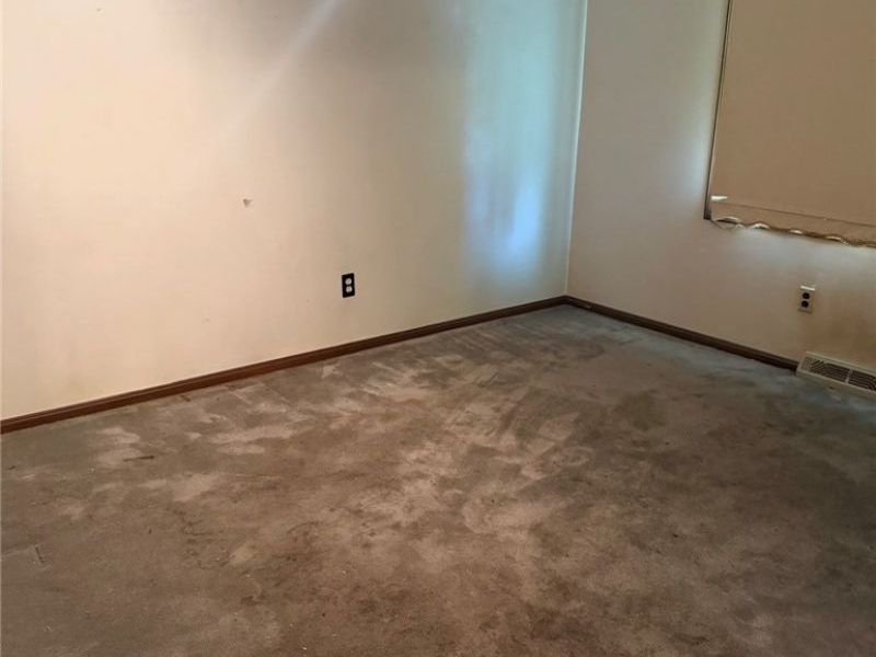 7523 Jaguar Drive, Youngstown, OH 44512 Photo 13