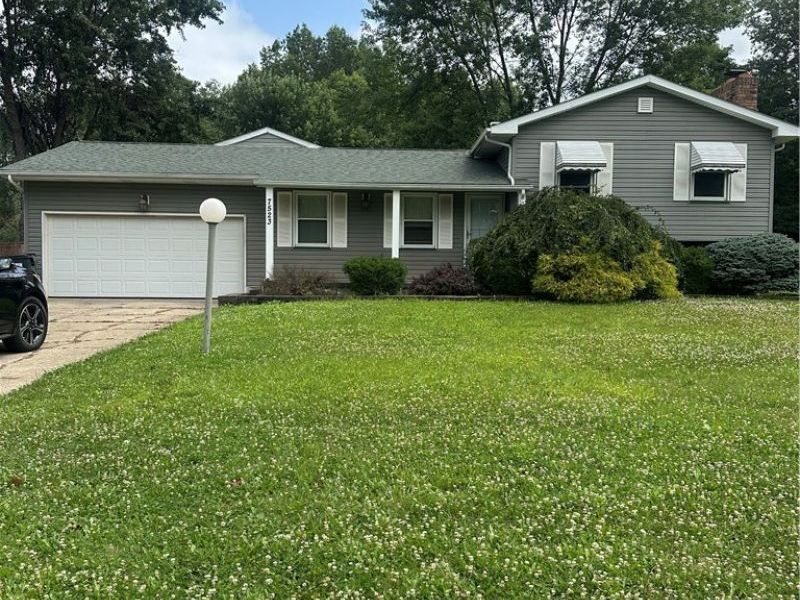 7523 Jaguar Drive, Youngstown, OH 44512 Photo 2