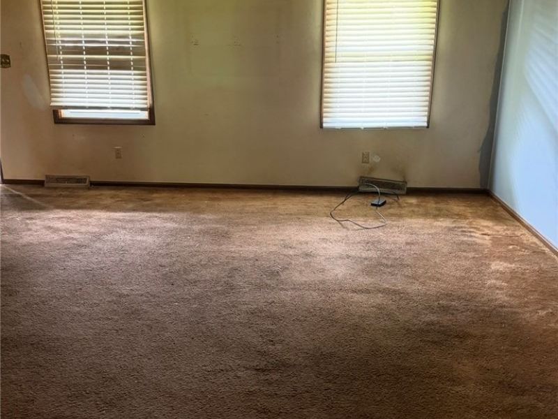 7523 Jaguar Drive, Youngstown, OH 44512 Photo 9