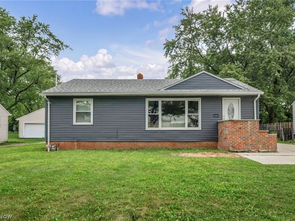 22009 Miles Road , North Randall, OH 44128