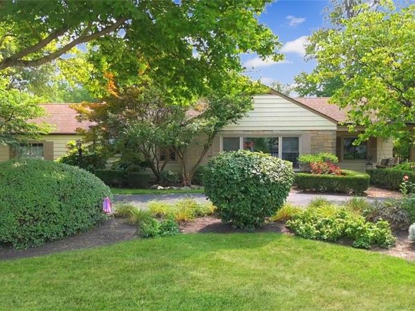 20391 Lake Road , Rocky River, OH 44116