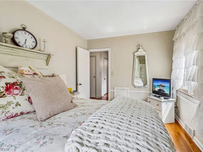 20391 Lake Road, Rocky River, OH 44116 Photo 30