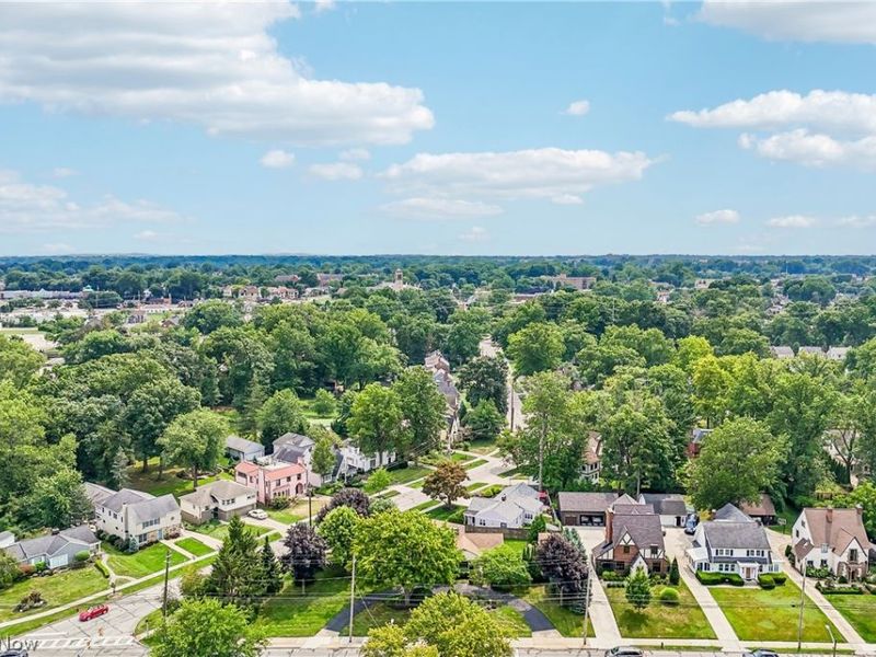 20391 Lake Road, Rocky River, OH 44116 Photo 45