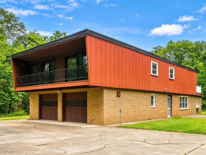12099 Bradford Drive, Chardon, OH 44024 Photo 1