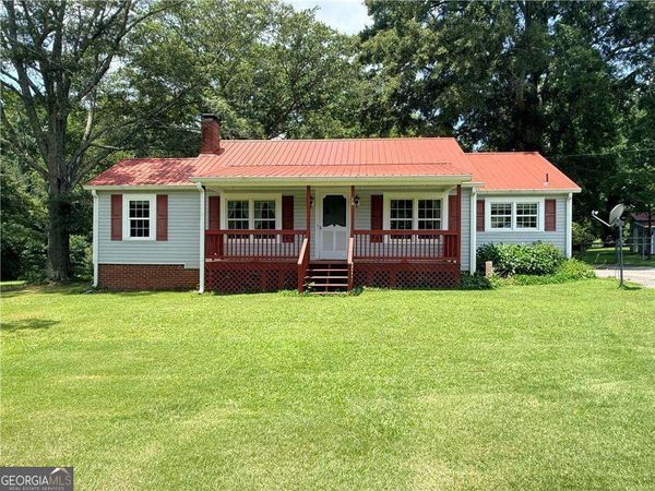16 Garrett Avenue, Bremen, GA 30110